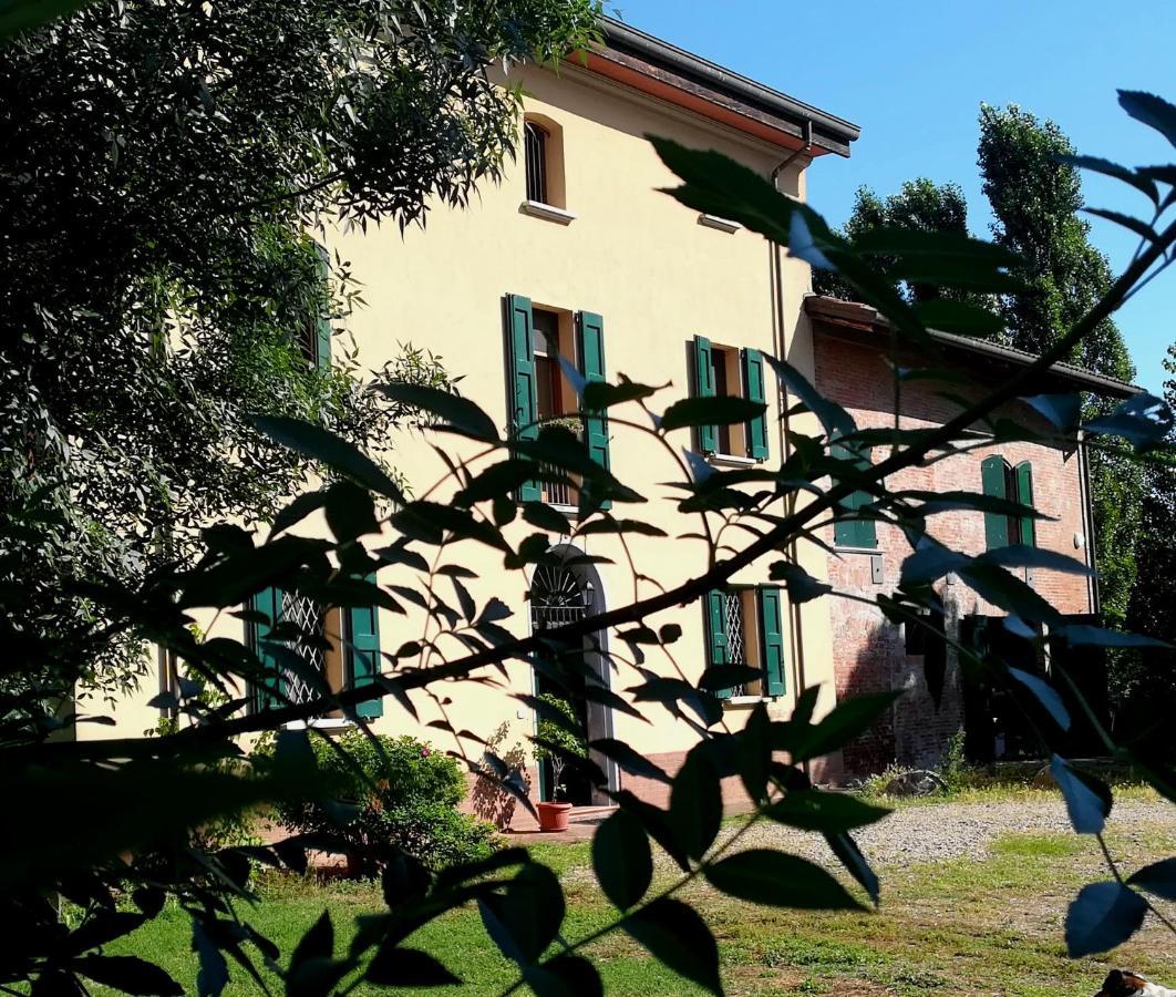 Bed and Breakfast Il Boschetto Di Morgana Кастель Сан Петро Терме Экстерьер фото