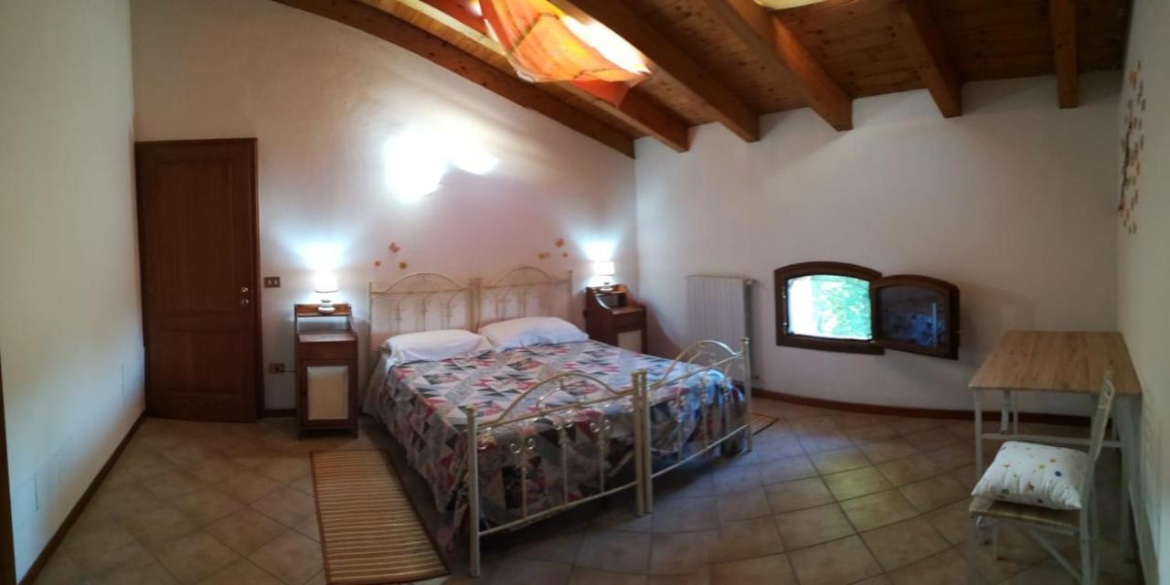Bed and Breakfast Il Boschetto Di Morgana Кастель Сан Петро Терме Экстерьер фото