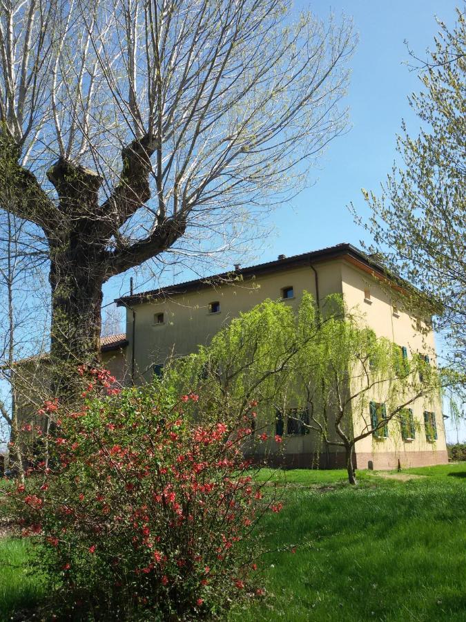 Bed and Breakfast Il Boschetto Di Morgana Кастель Сан Петро Терме Экстерьер фото