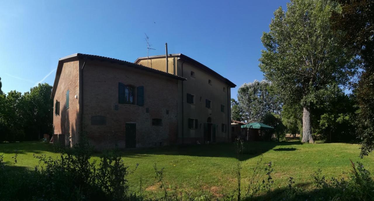 Bed and Breakfast Il Boschetto Di Morgana Кастель Сан Петро Терме Экстерьер фото